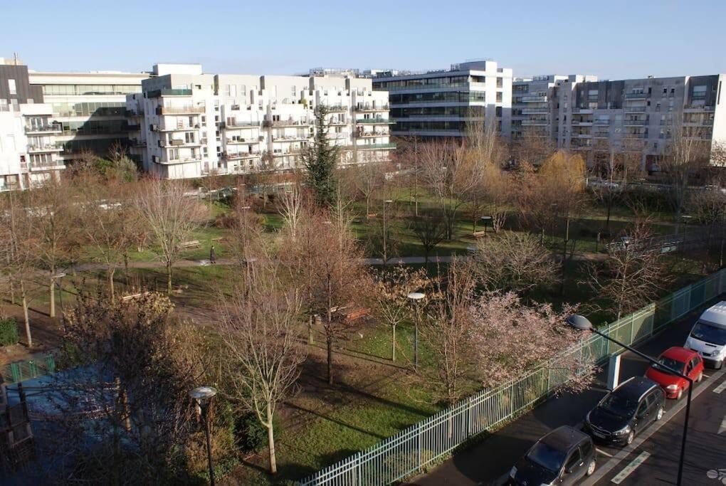 Flora2 Appartement Saint-Denis  Buitenkant foto
