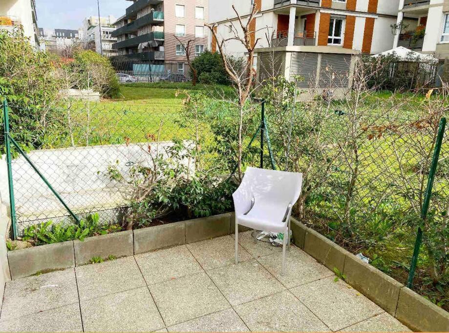 Flora2 Appartement Saint-Denis  Buitenkant foto